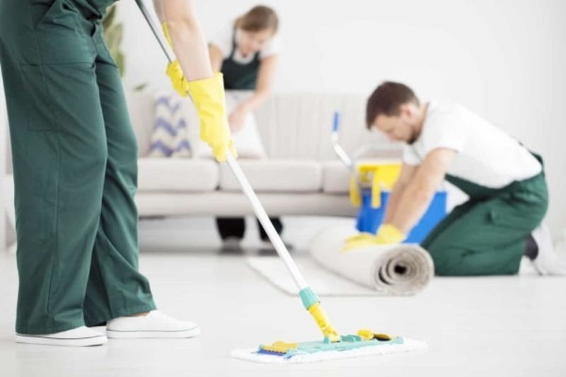 Những khó khăn khi tự vệ sinh sau xây dựng